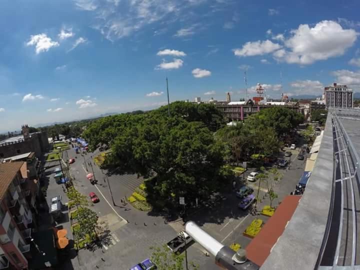 Suites Las Plazas Cuernavaca Exterior photo